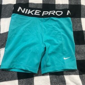 🌼SPRING IT ON🌼 NEW Nike Pro Shorts DUSTY CACTUS Girls LARGE